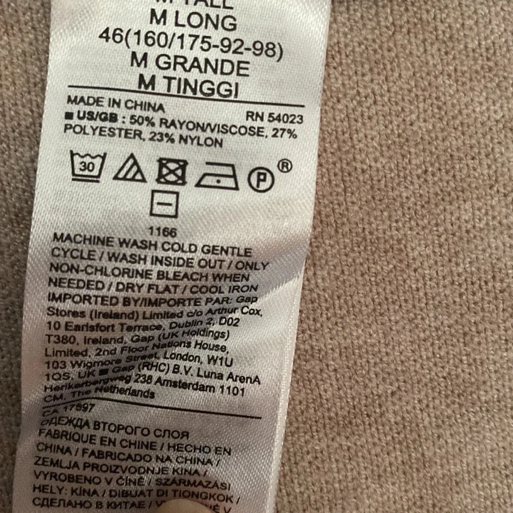 Banana Republic lounge pant. Medium Tall. - Picture 6 of 8